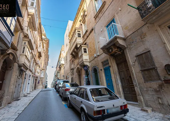 Apartment 1br Charming Townhouse In Capital With Wifi By 360 Estates *