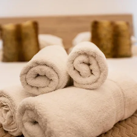 1br Charming Townhouse In Capital With Wifi By 360 Estates