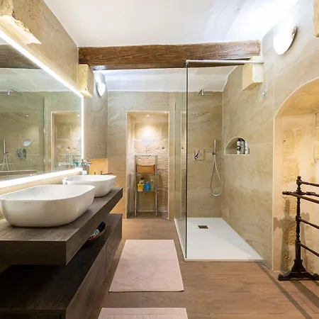 Apartment 1br Charming Townhouse In Capital With Wifi By 360 Estates Valletta