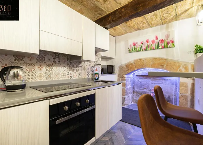 1br Charming Townhouse In Capital With Wifi By 360 Estates * Valletta