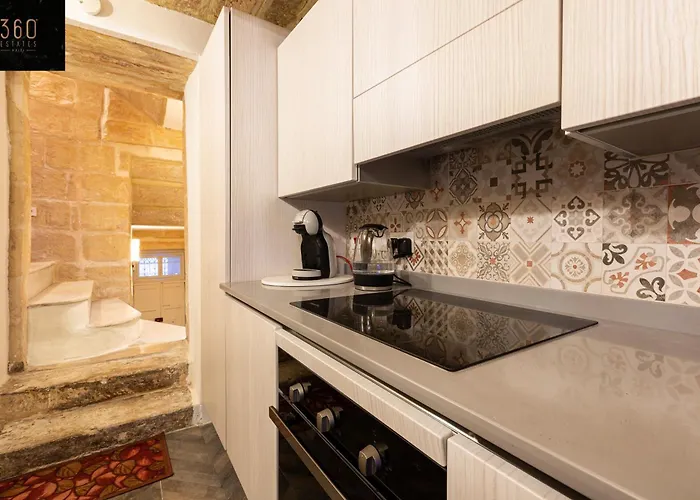 Appartement 1br Charming Townhouse In Capital With Wifi By 360 Estates Valletta
