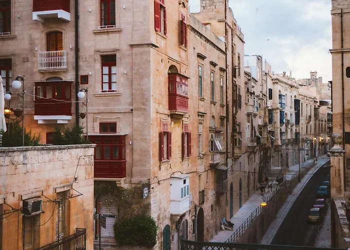 1br Charming Townhouse In Capital With Wifi By 360 Estates Valletta